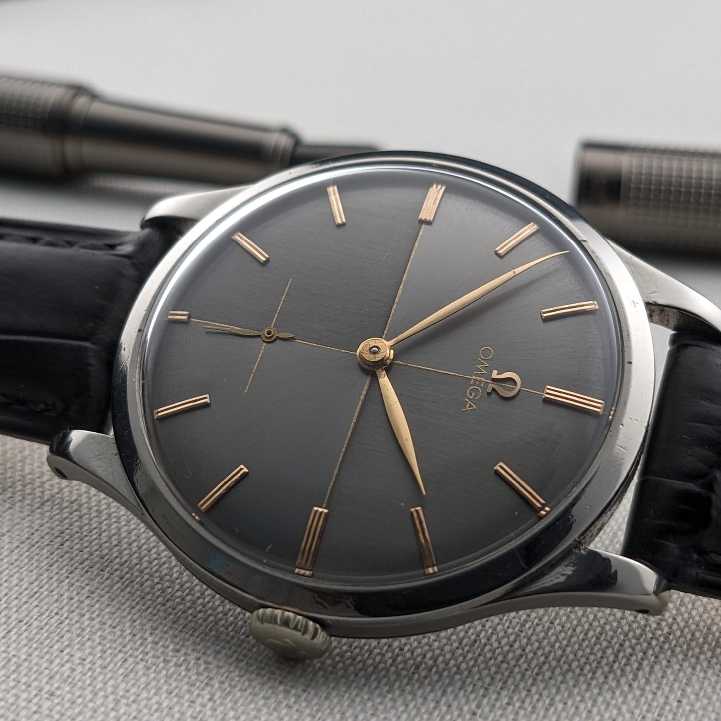 Circa 70 Years Old / Omega / Ref 2609 16 / Jumbo 37.5 mm / Two-Tone Graphite Crosshair Dial / Vintage 1954 Watch / Cal 266 Movement / Serviced vintage watch