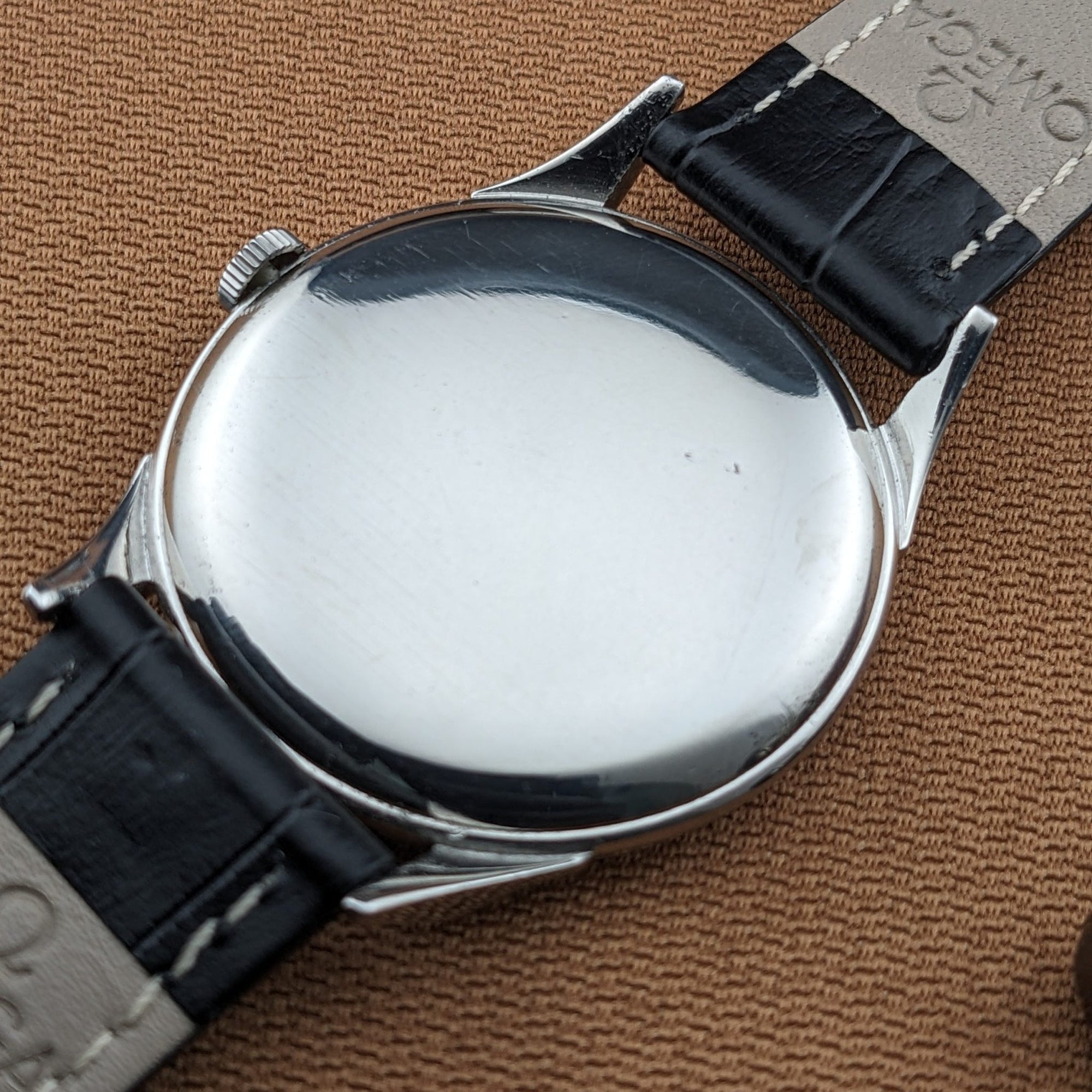 Circa 75 Years Old / Omega 2603-4 ‘Spider’ Lugs / Vintage 1952 Watch / Caliber 265 Movement / Serviced vintage watch