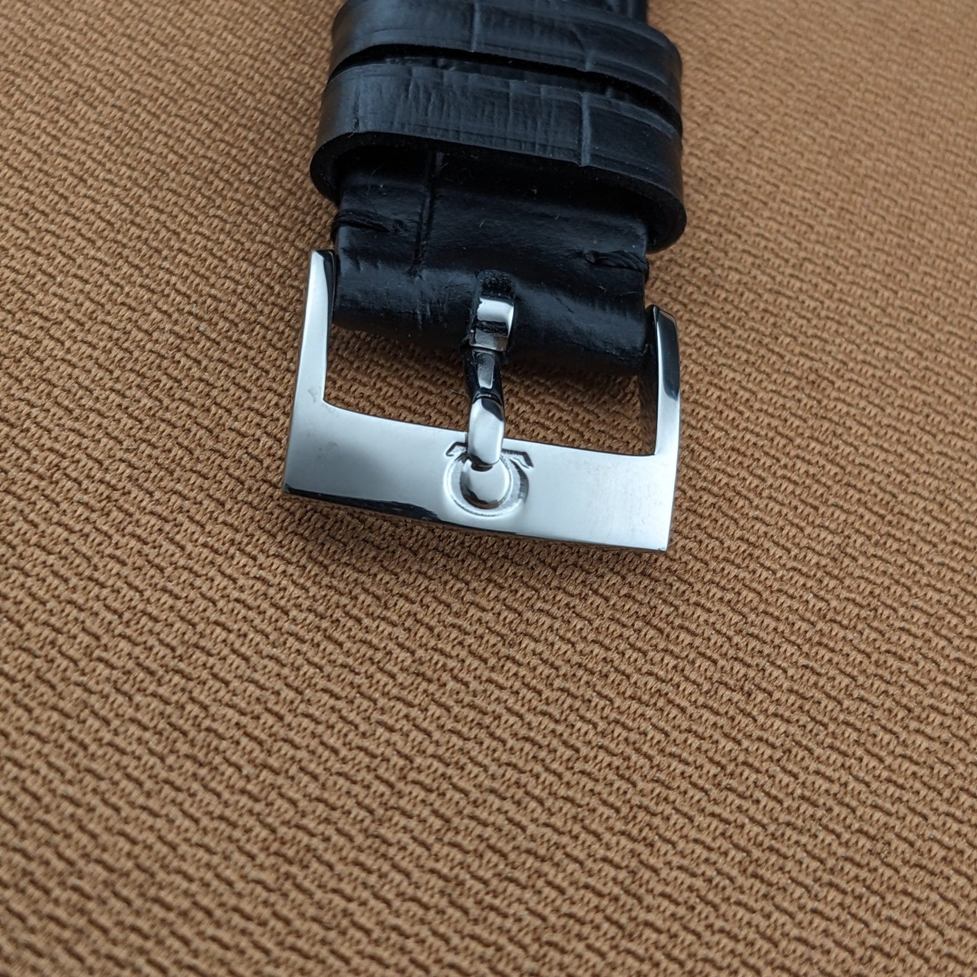 Circa 75 Years Old / Omega 2603-4 ‘Spider’ Lugs / Vintage 1952 Watch / Caliber 265 Movement / Serviced vintage watch