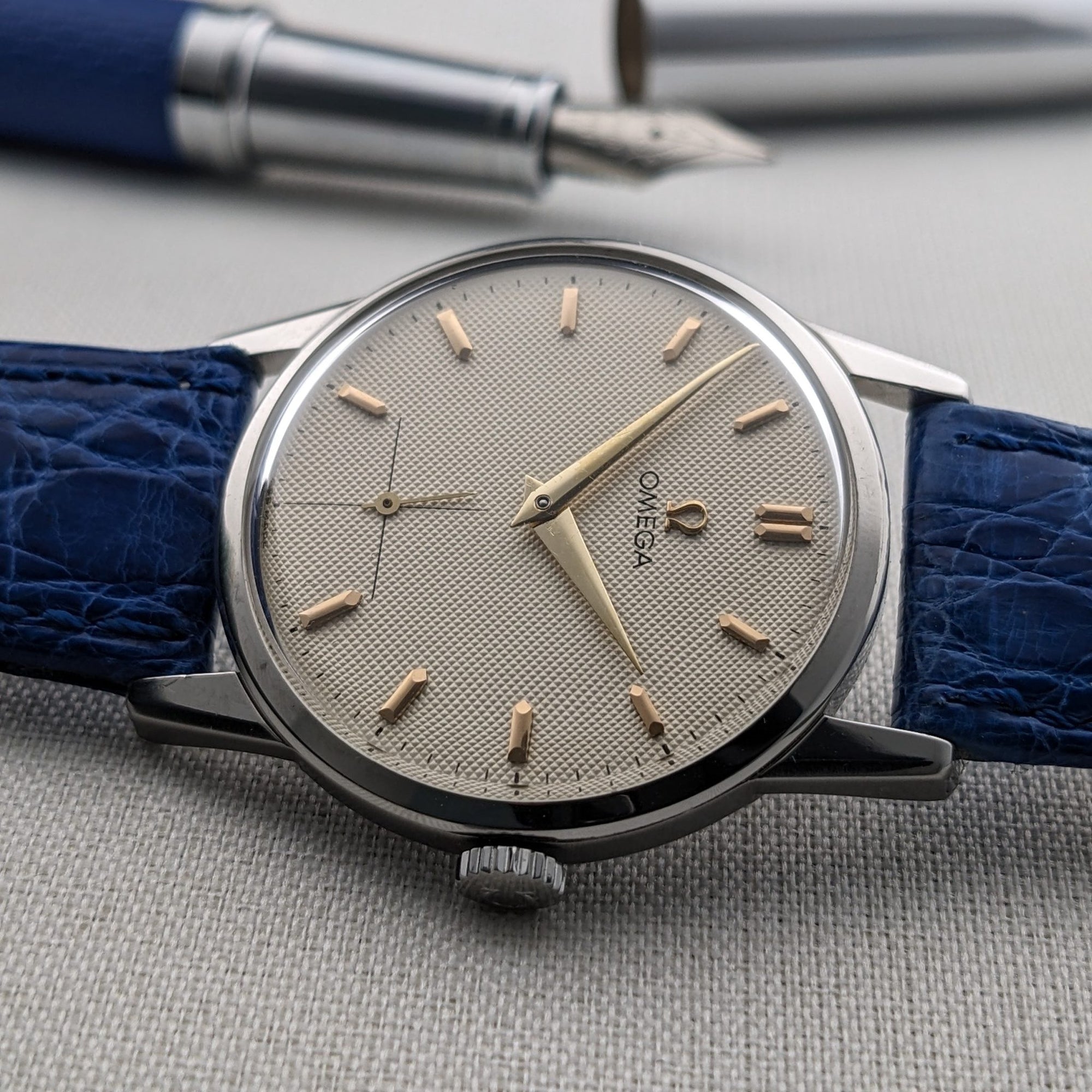 Circa 75 Years Old / Omega Honeycomb Dial / Ref 14713-61 / Vintage 1950 Watch / Cal 265 Movement / Serviced vintage watch