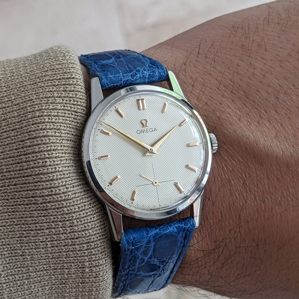 Circa 75 Years Old / Omega Honeycomb Dial / Ref 14713-61 / Vintage 1950 Watch / Cal 265 Movement / Serviced vintage watch