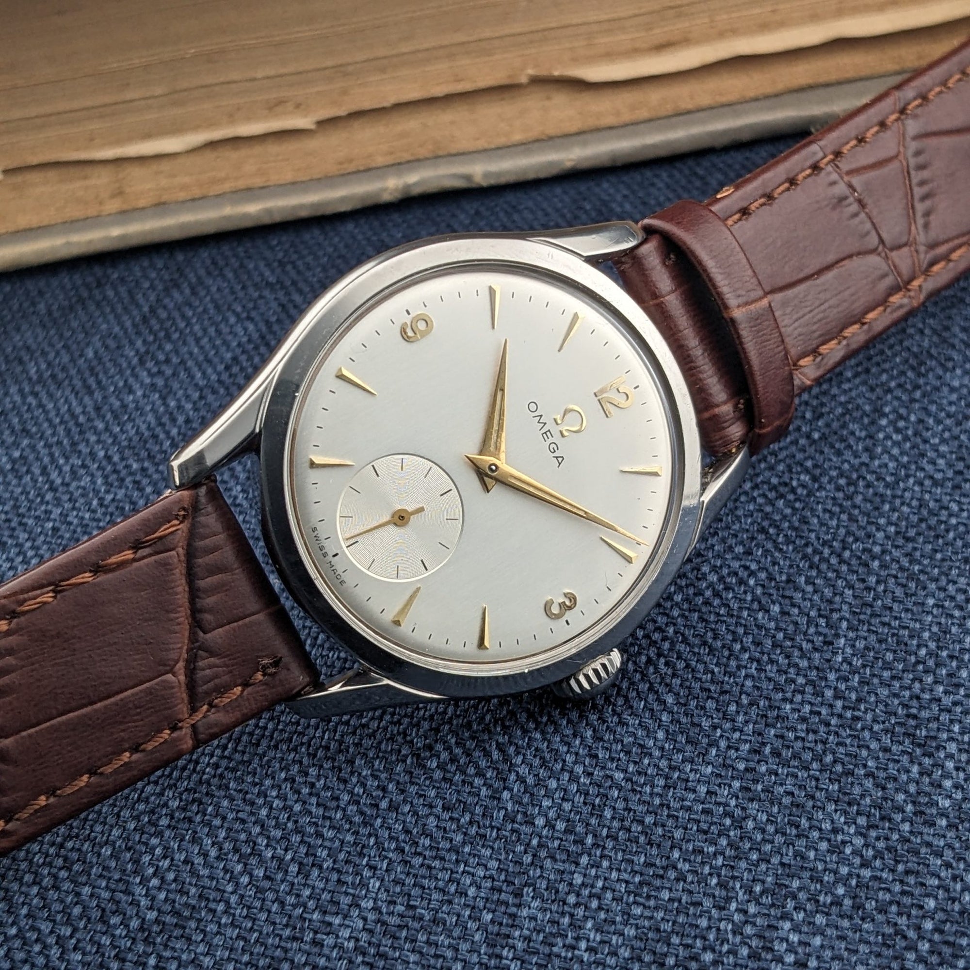 Circa 75 Years Old Post War Omega / Ref 2639-10 / Vintage 1952 Watch / Cal 265 Movement / Serviced vintage watch
