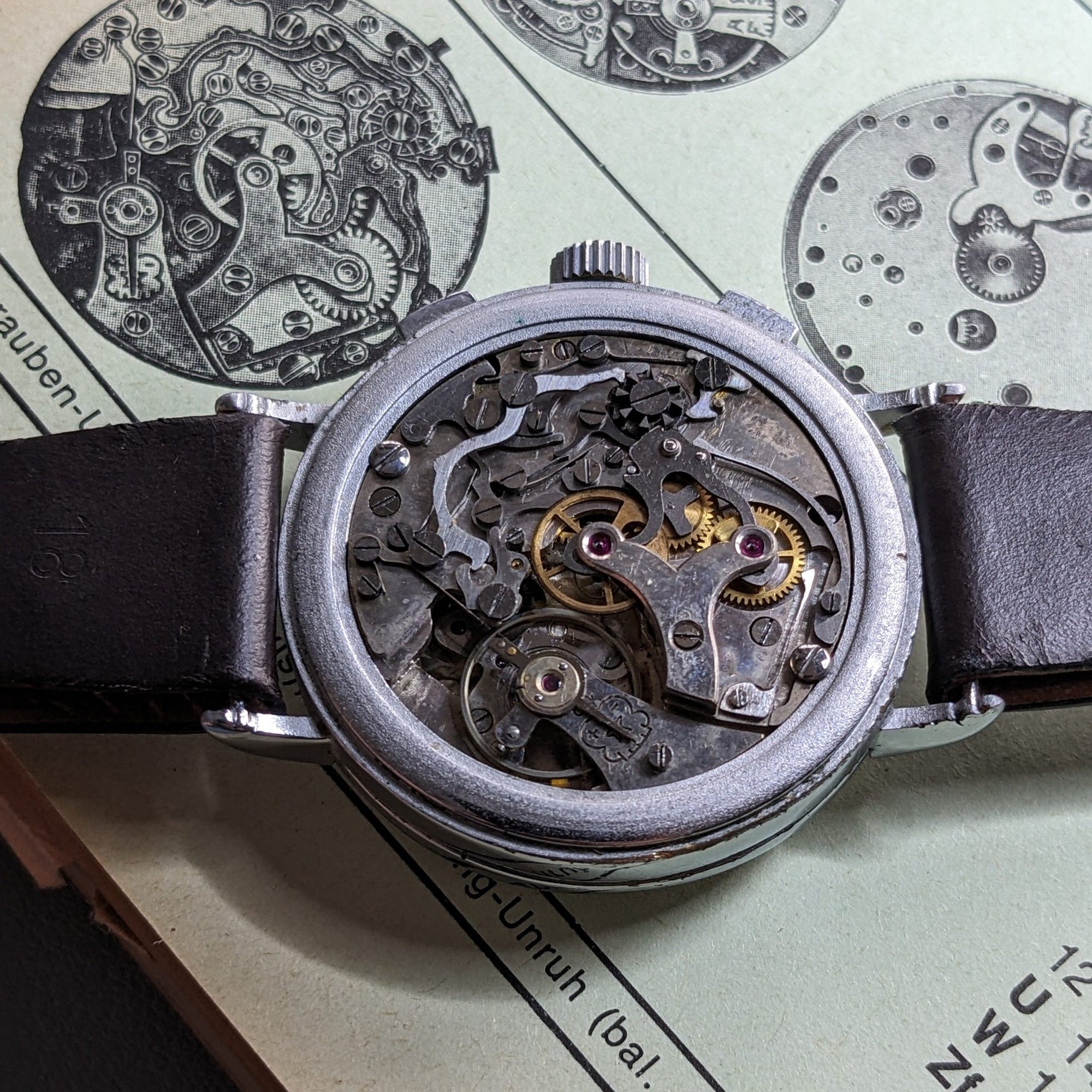 Circa 80 Years Old / Breitling Chronograph / Vintage 1940s Watch / Cal Venus 170 Movement / Serviced vintage watch