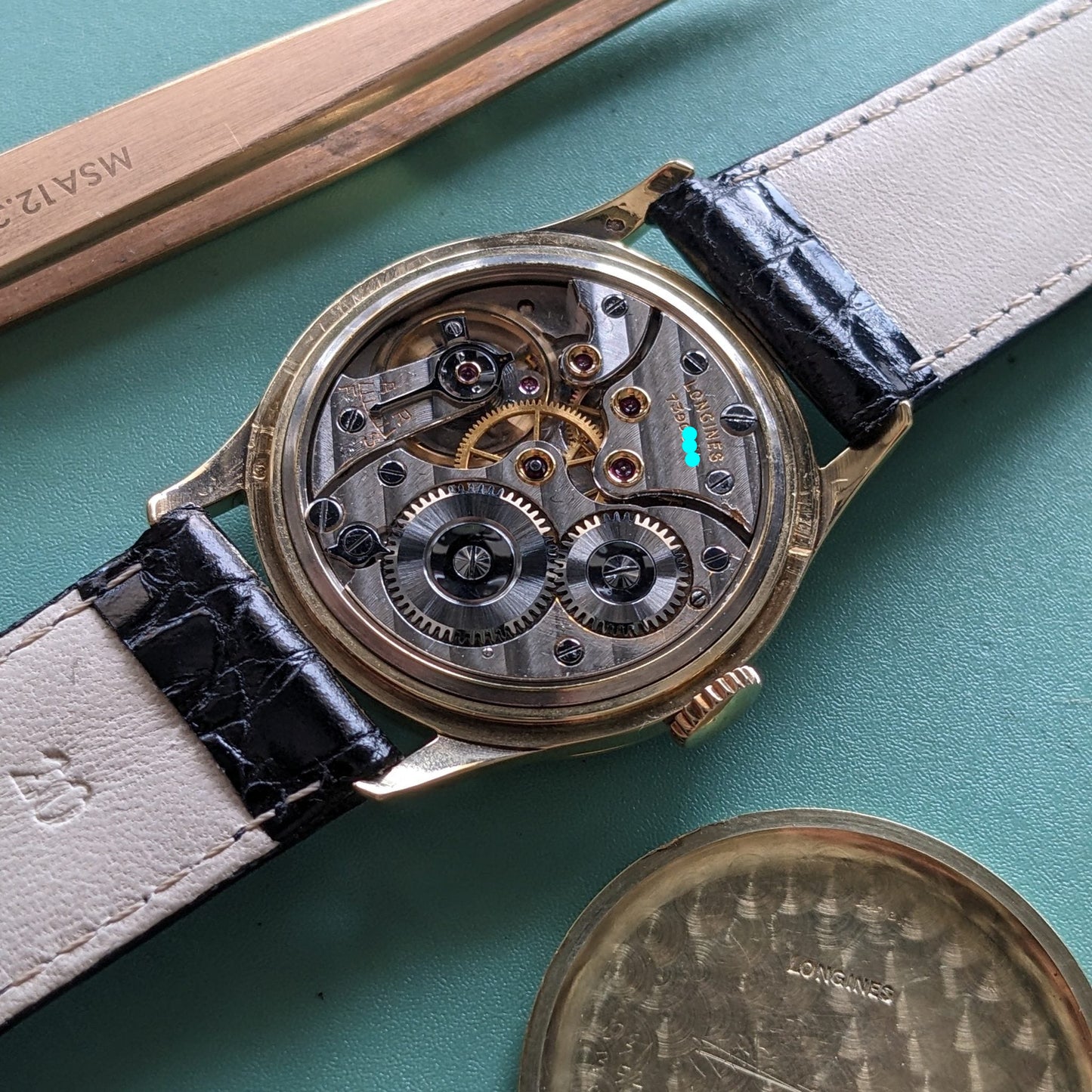 Circa 80 Years Old post-war Longines 14ct Gold Classic / Vintage 1940s Watch / Cal 12.68Z Movement / Serviced vintage watch