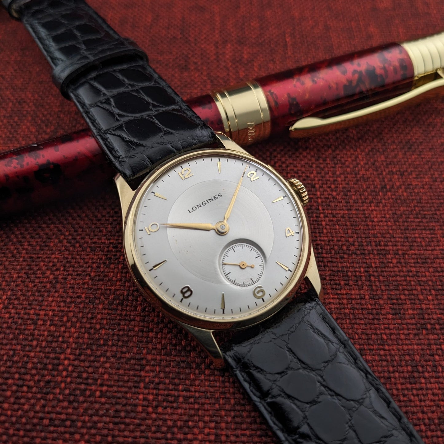 Circa 80 Years Old post-war Longines 14ct Gold Classic / Vintage 1940s Watch / Cal 12.68Z Movement / Serviced vintage watch