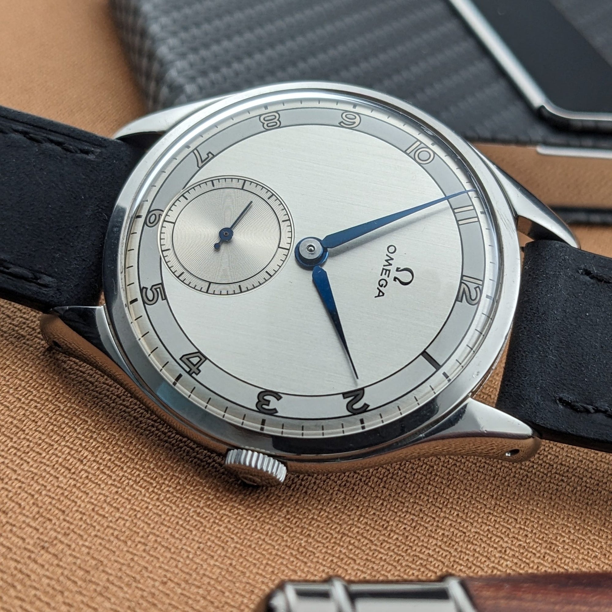 Circa 80 Years Old Post-War Omega Jumbo 38,5 mm / Ref 2505-6 / Vintage 1940s Watch / Cal 265 Movement / Serviced vintage watch