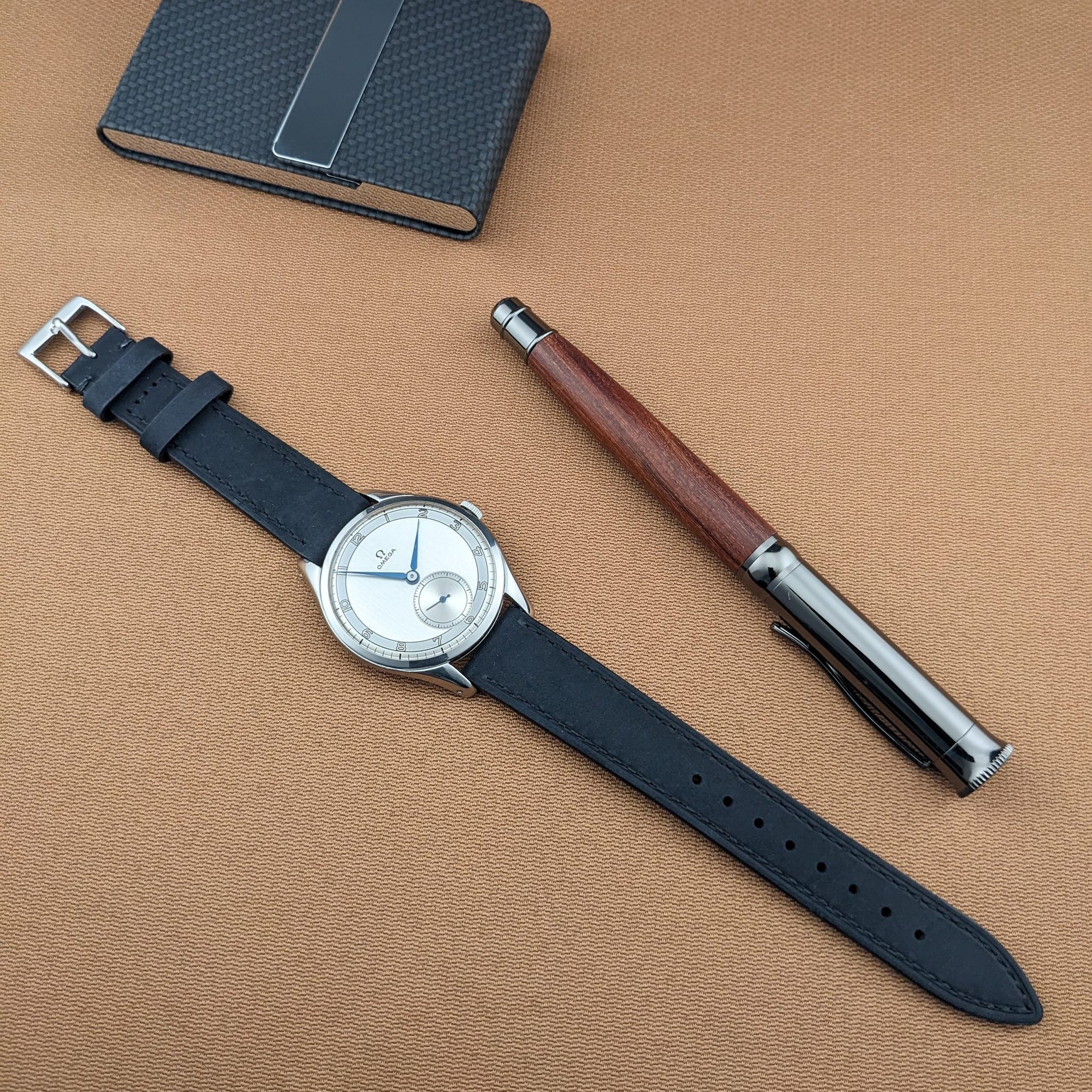 Circa 80 Years Old Post-War Omega Jumbo 38,5 mm / Ref 2505-6 / Vintage 1940s Watch / Cal 265 Movement / Serviced vintage watch