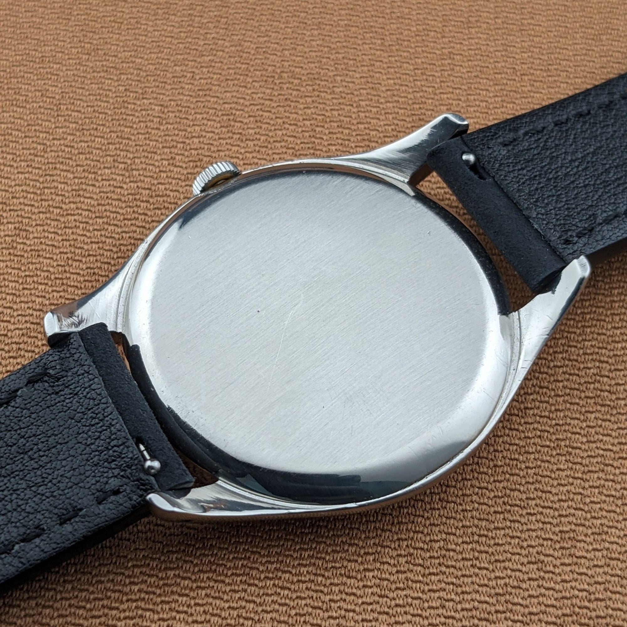 Circa 80 Years Old Post-War Omega Jumbo 38,5 mm / Ref 2505-6 / Vintage 1940s Watch / Cal 265 Movement / Serviced vintage watch