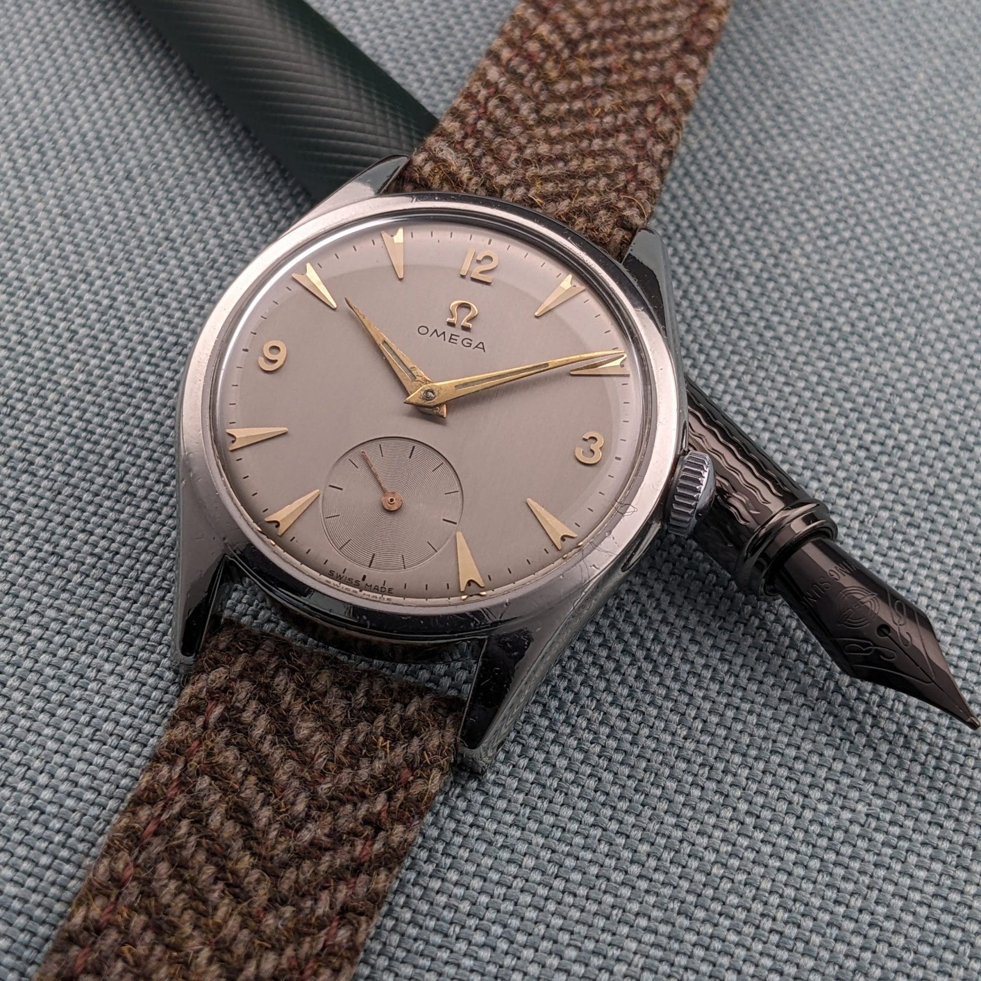 Circa 80 Years Old Post War Omega / Ref 2536-3 / Vintage 1940s Watch / Cal 265 Movement / Serviced vintage watch