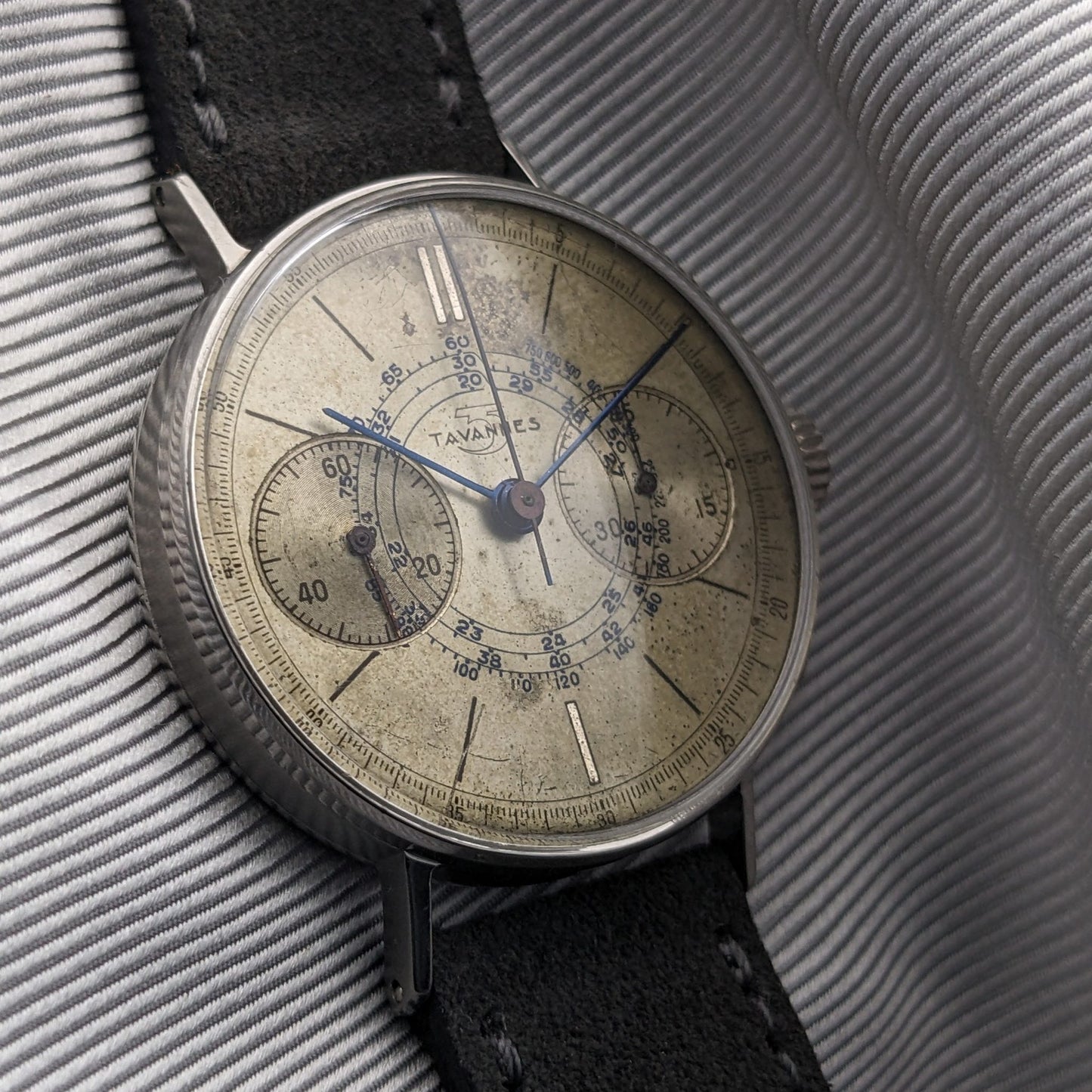 Circa 80 Years Old / Tavannes WWII Military two-register Chronograph / Ref S/1313 / Vintage 1940s Watch / Cal Venus 175 Movement / Serviced vintage watch