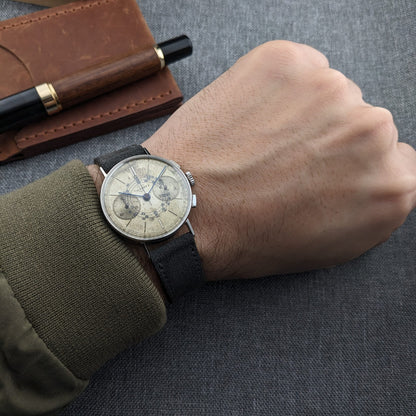 Circa 80 Years Old / Tavannes WWII Military two-register Chronograph / Ref S/1313 / Vintage 1940s Watch / Cal Venus 175 Movement / Serviced vintage watch