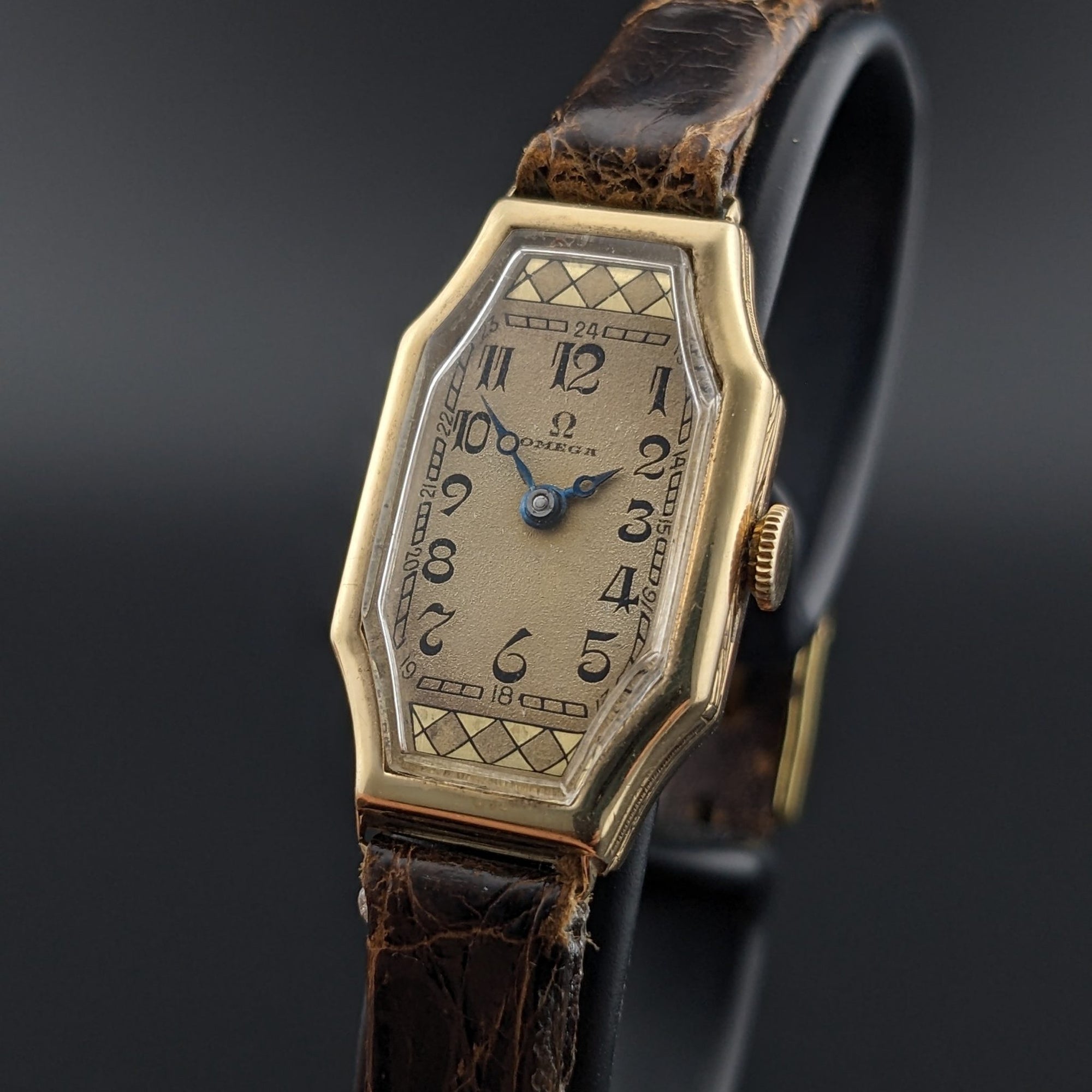 Circa 90 Years Old / Omega Lady 14ct Gold/ Antique 1930s Watch / Cal 14.8F Movement / Serviced vintage watch