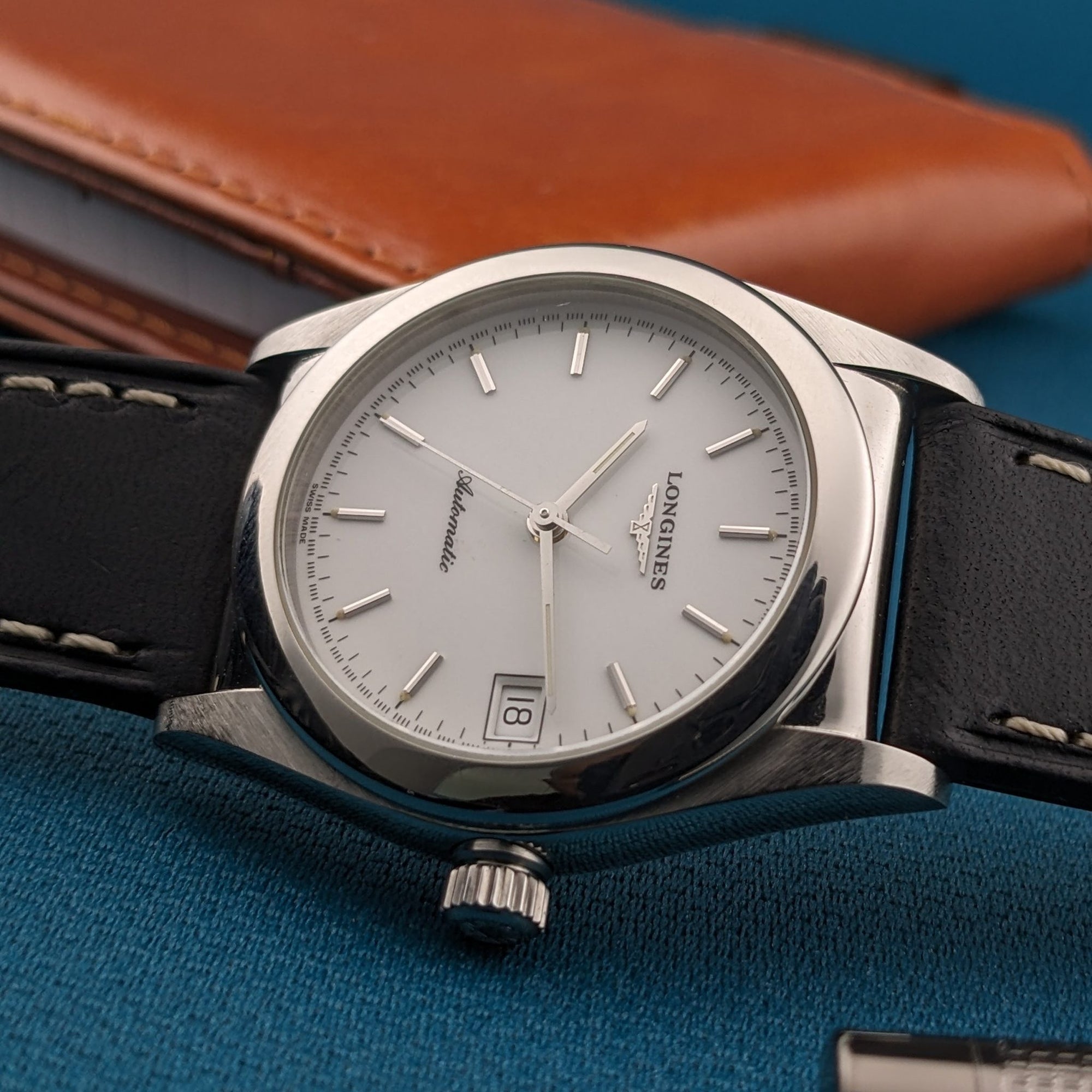 Longines Automatic Ovettone / Ref L76904 / 1990s Classic Watch / Cal L633.5 Movement / Serviced vintage watch