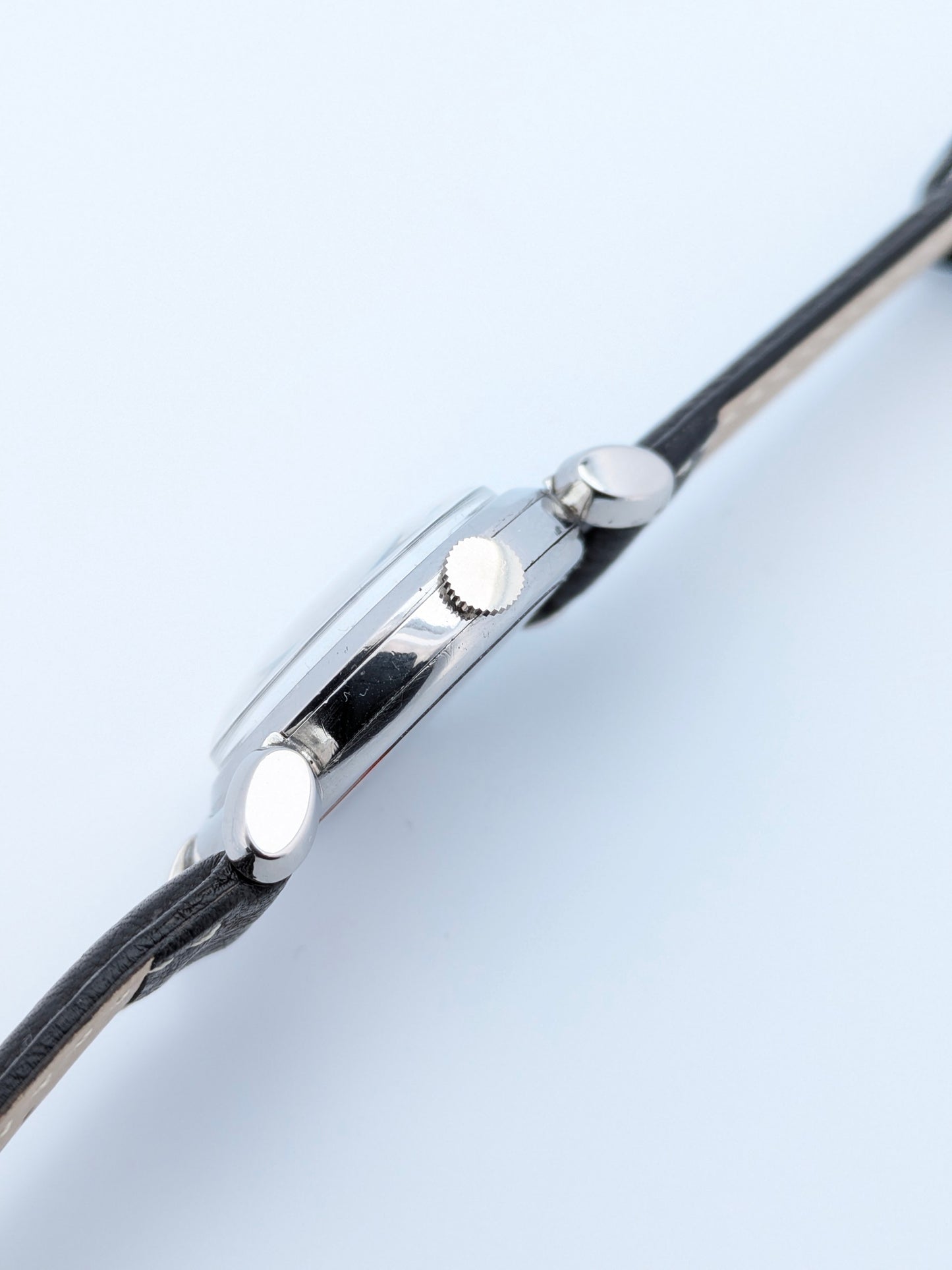 Make an Offer to buy this piece before the official release / Omega Scarab - Antique 1935