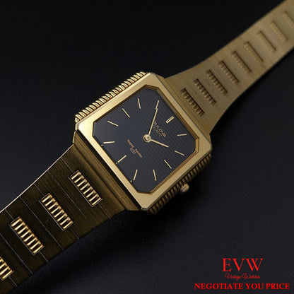 Vintage Wristwatch Bulova Super Seville / Vintage 1980s