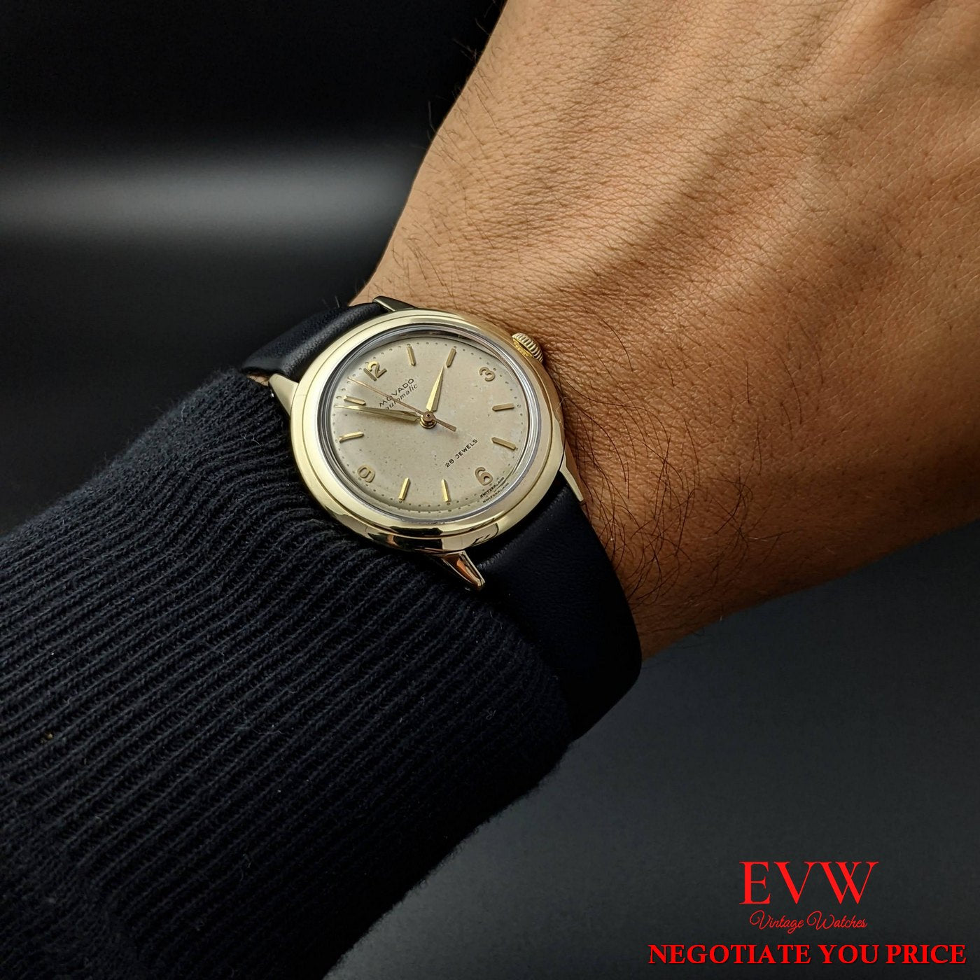 Vintage Wristwatch Movado Automatic cal 431 on wrist