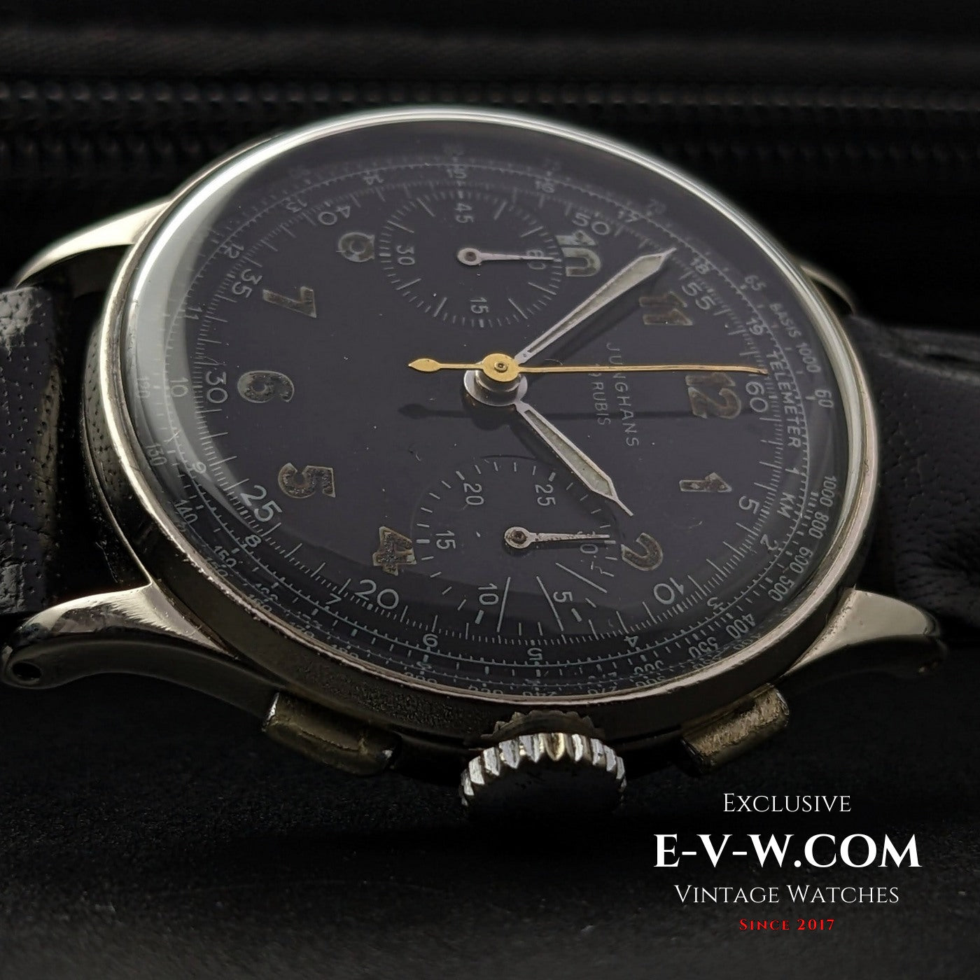 Junghans Rare Chronograph cal. 88 Vintage 1940s Black dial