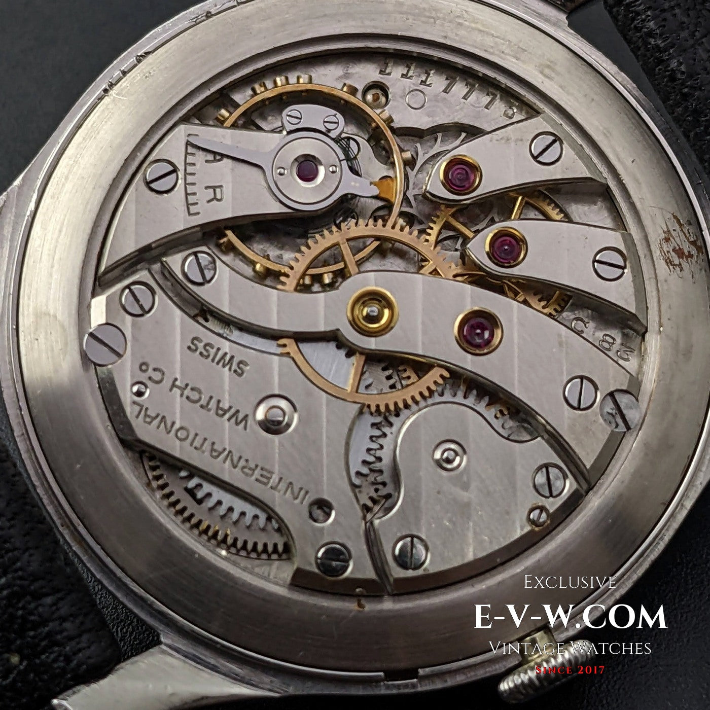 IWC Schaffhausen Cal.83 / Vintage 1946 / Fully Serviced