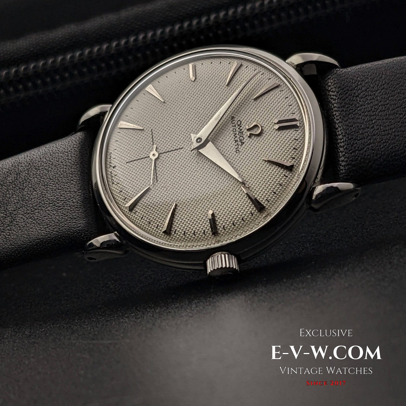 Omega Automatique BUMPER / Cadran nid d'abeille / Cornes originales / Cal. 344 / Vintage 1952 / Réf. 2402-1