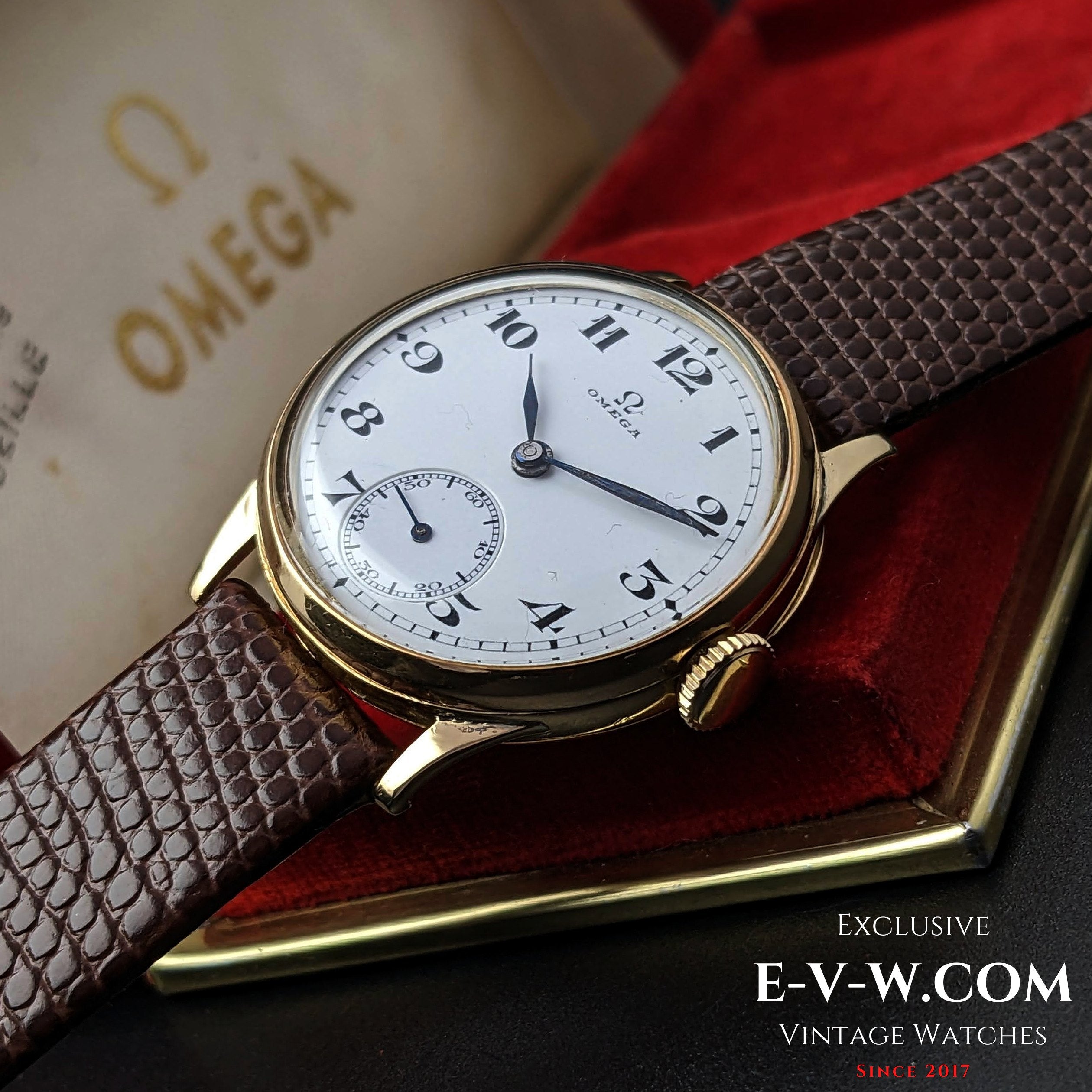 One of the firs Omega wristwatches Antique 1915 Omega 18k Gold