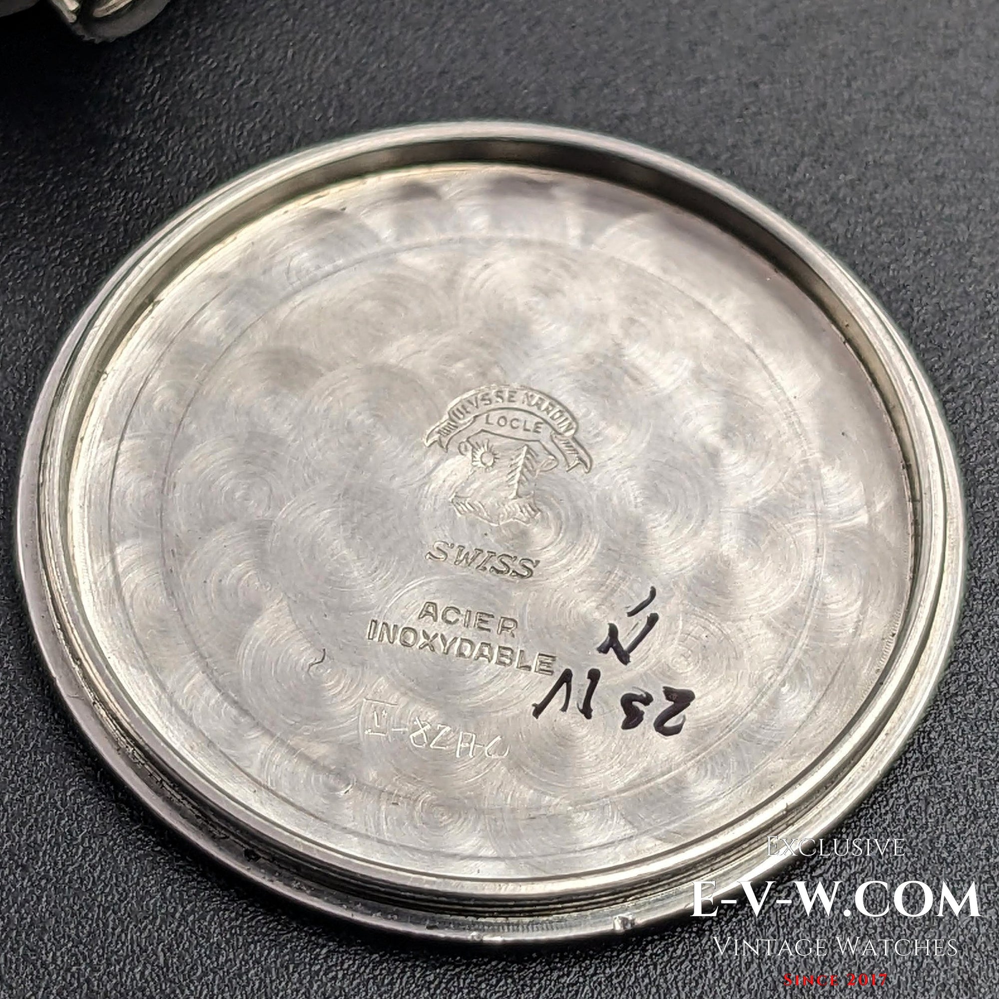 Raro Ulysse Nardin Locle Suisse vintage della seconda guerra mondiale degli anni '40