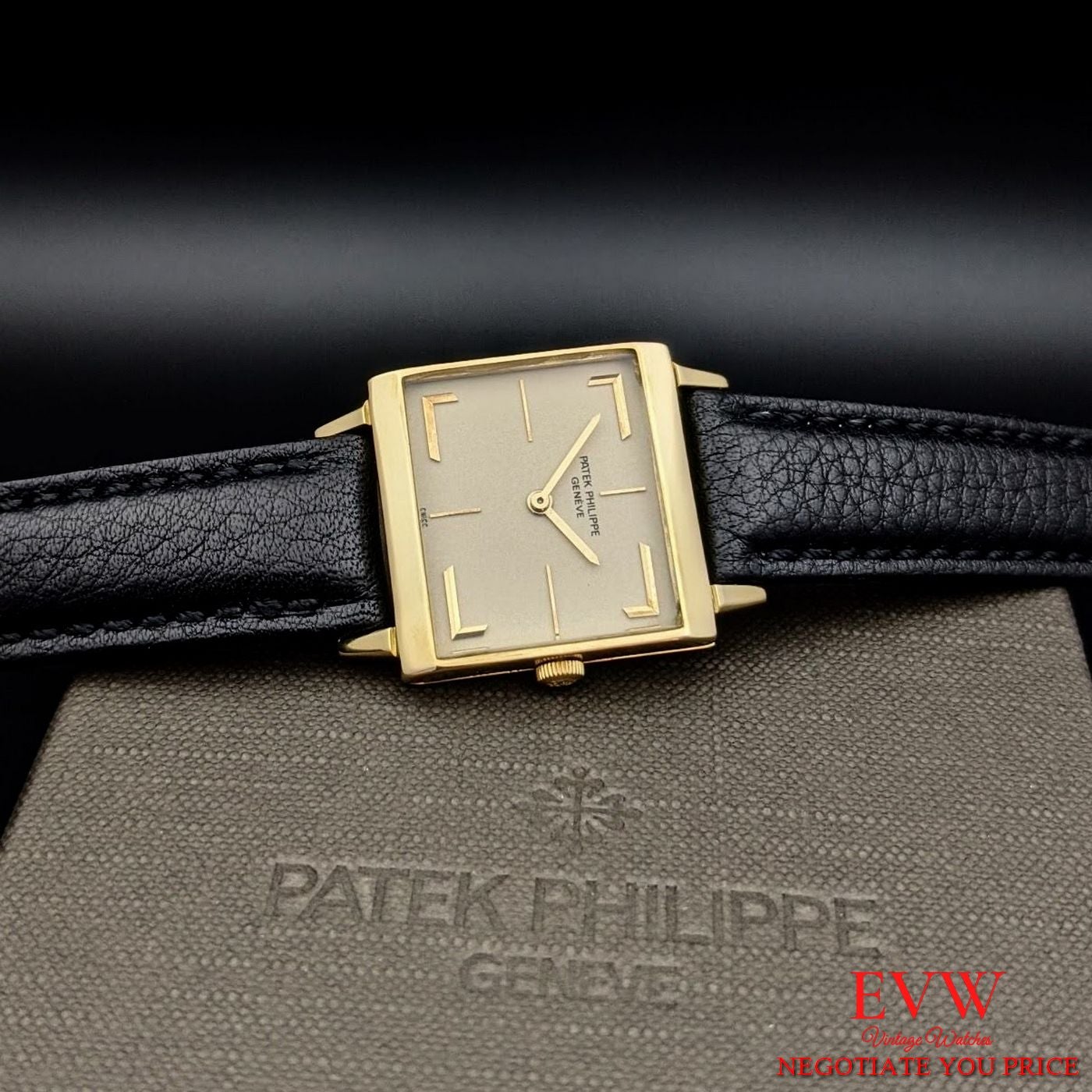 vintage watch Patek Philippe Square 18k Gold ref 3406 - cal 23-300