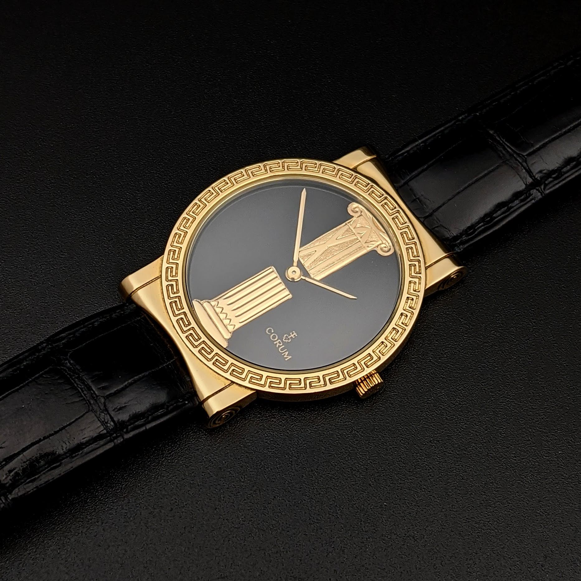 Corum 18k Gold 55.610.56 Limited Exclusive Vintage Swiss Watches