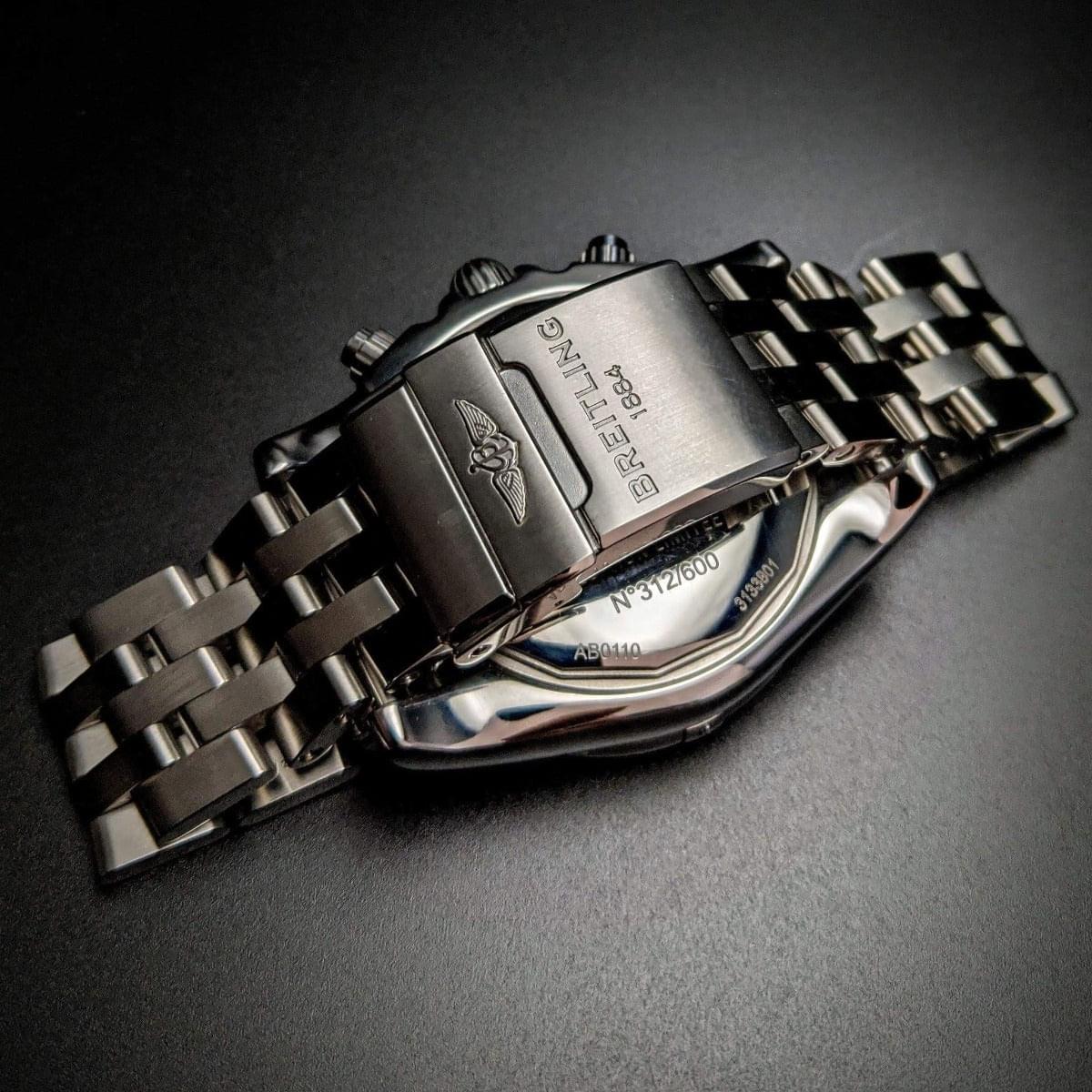 百年靈手錶法國巡邏隊限量600只 - Chronomat 44 - AB0110