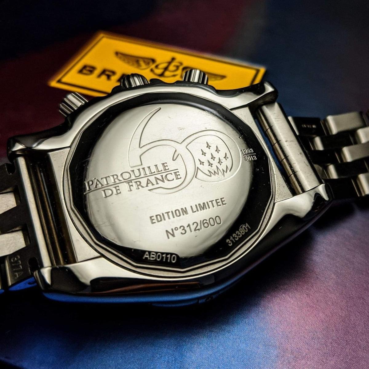 百年靈手錶法國巡邏隊限量600只 - Chronomat 44 - AB0110