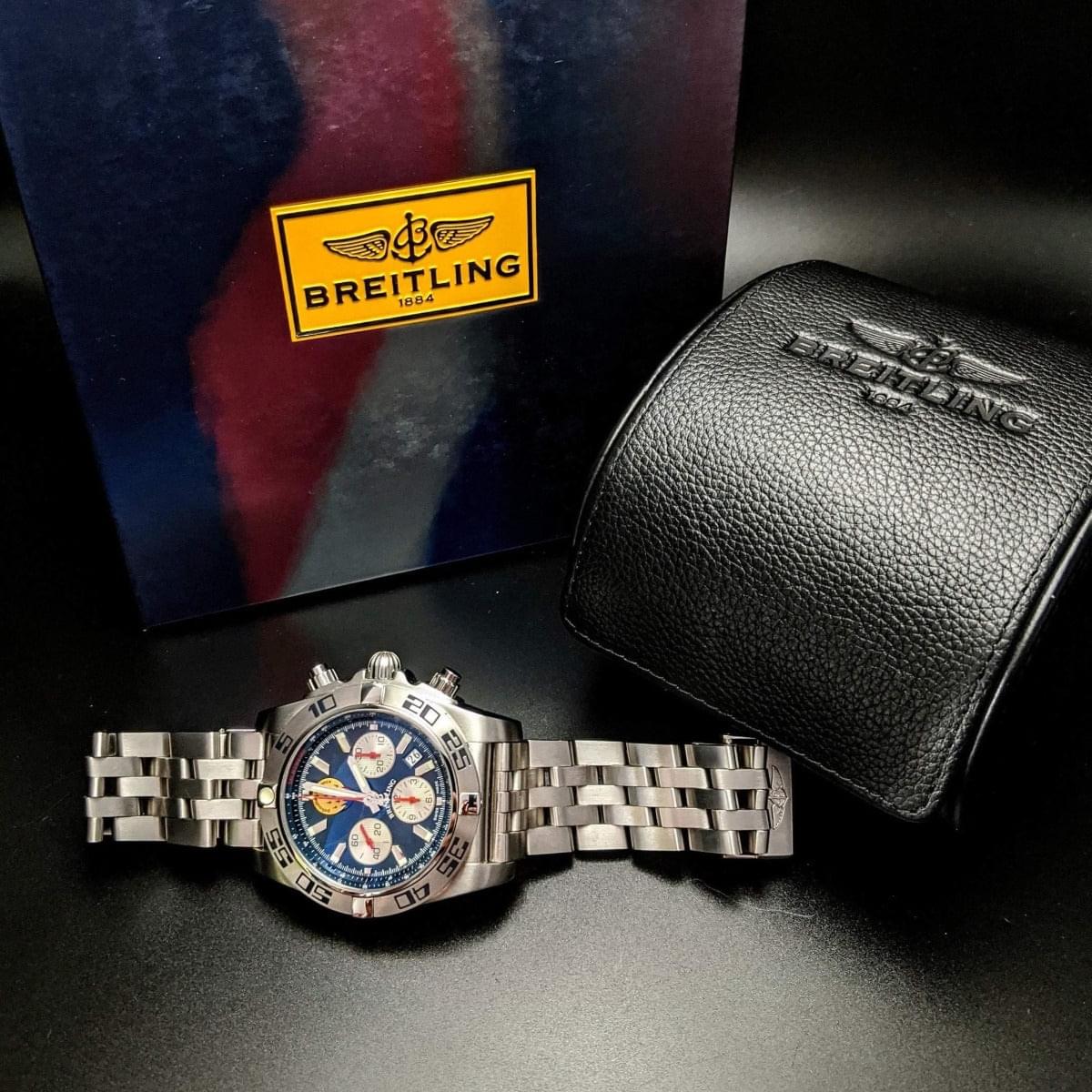 百年靈手錶法國巡邏隊限量600只 - Chronomat 44 - AB0110