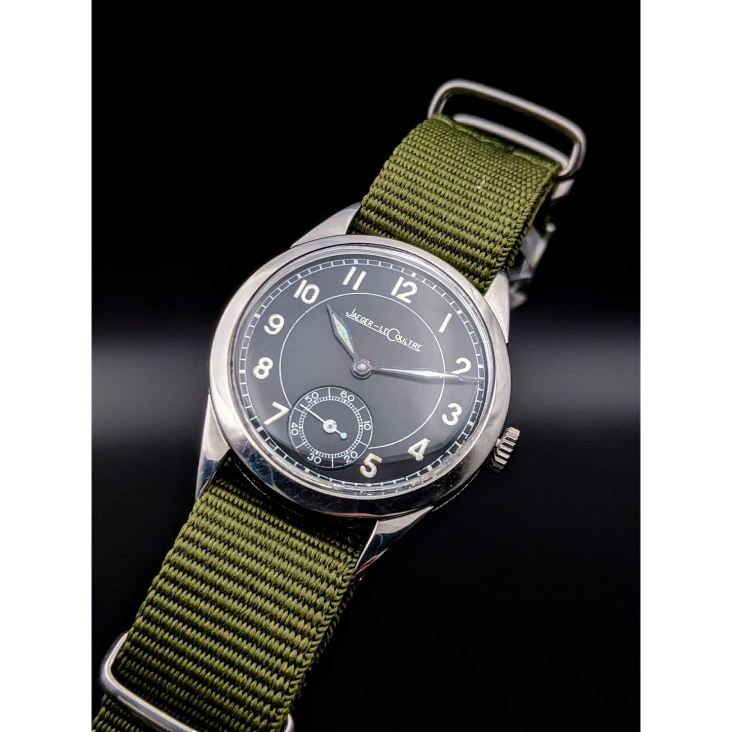 Jaeger-LeCoultre Military WWII watch / Vintage 1940's / Serviced - E-V-W.com