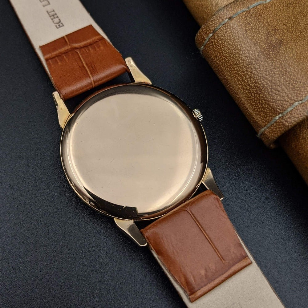 Movado 18k gold Vintage watch