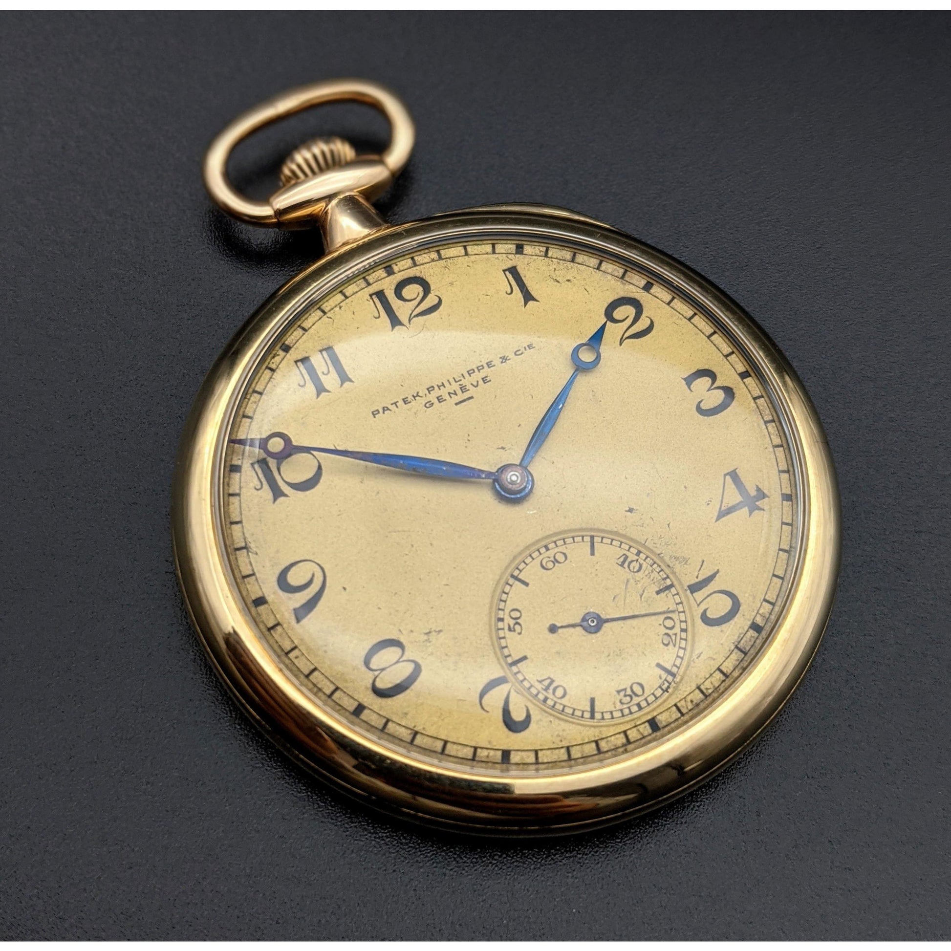 Patek Philippe 1924 unique Geneve Gold with Extract from  Patek Philippe Archives - E-V-W.com