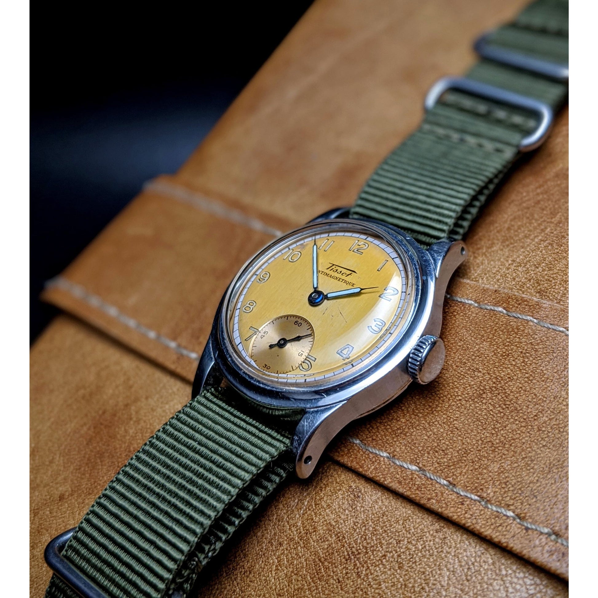 Tissot WW II / Vintage 1942 - Wristwatch